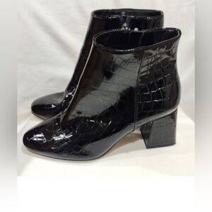 EUC Eloquii Black Lexa Croc Patent Leather Ankle Boots